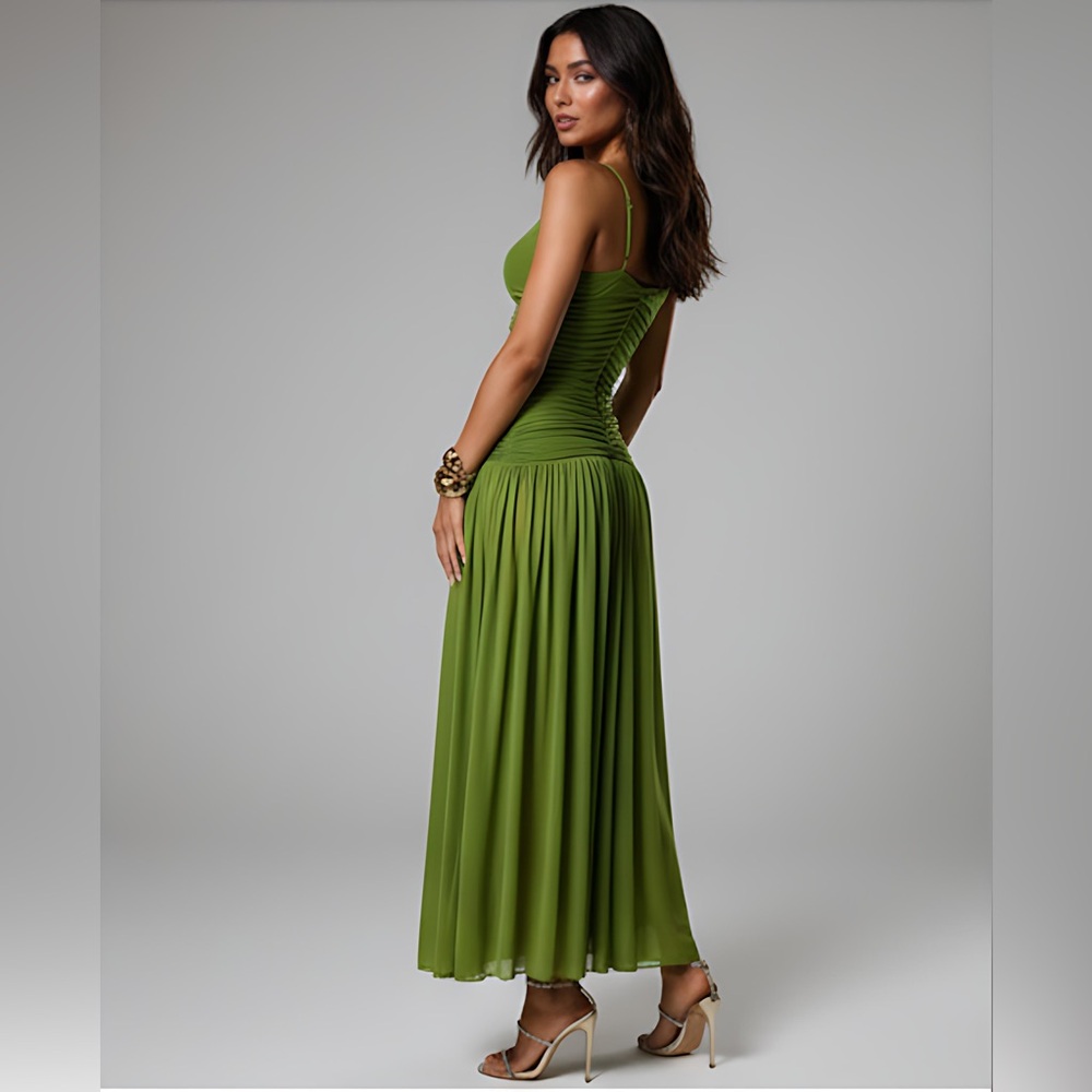 2 LEFT 🔥 Ruched Front Plunge Maxi Dress Green - Picture 4 of 11